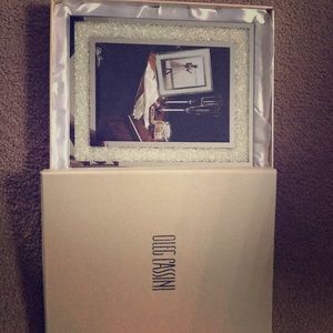 Oleg Cassini picture frame